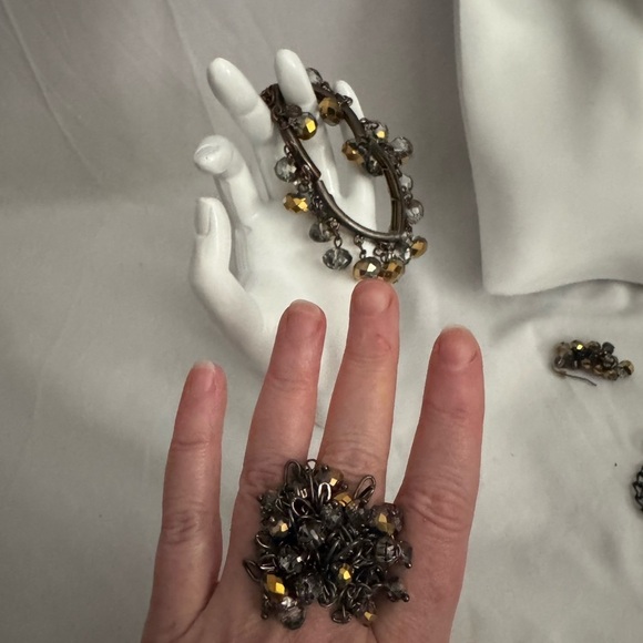 Vera Wang 4 piece - Picture 7 of 8